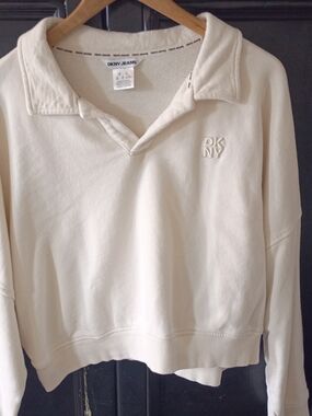 DKNY Cream Collared Pullover Crop Sweatshirt Euc
